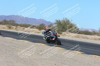 media/Jan-13-2025-Ducati Revs (Mon) [[8d64cb47d9]]/3-B Group/Session 3 (Turn 7 Inside)/